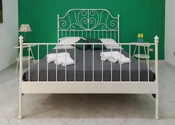 La Darsena Bed & Breakfast 4*